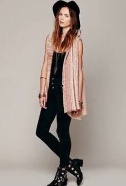 Free People In Your Arms swing cardigan sweater vest in a coral size Small EUC